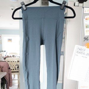 Lululemon In Movement Tight 25" Size 4